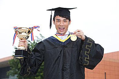 Capcom更新畅销游戏销量 《鬼泣5》逼近900万套